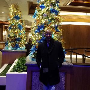 Meet your Posher, Robert